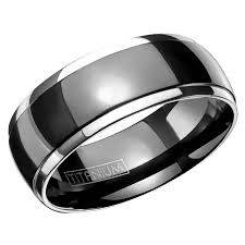 Unique Titanium Rings Are Exactly Accessory for Gents