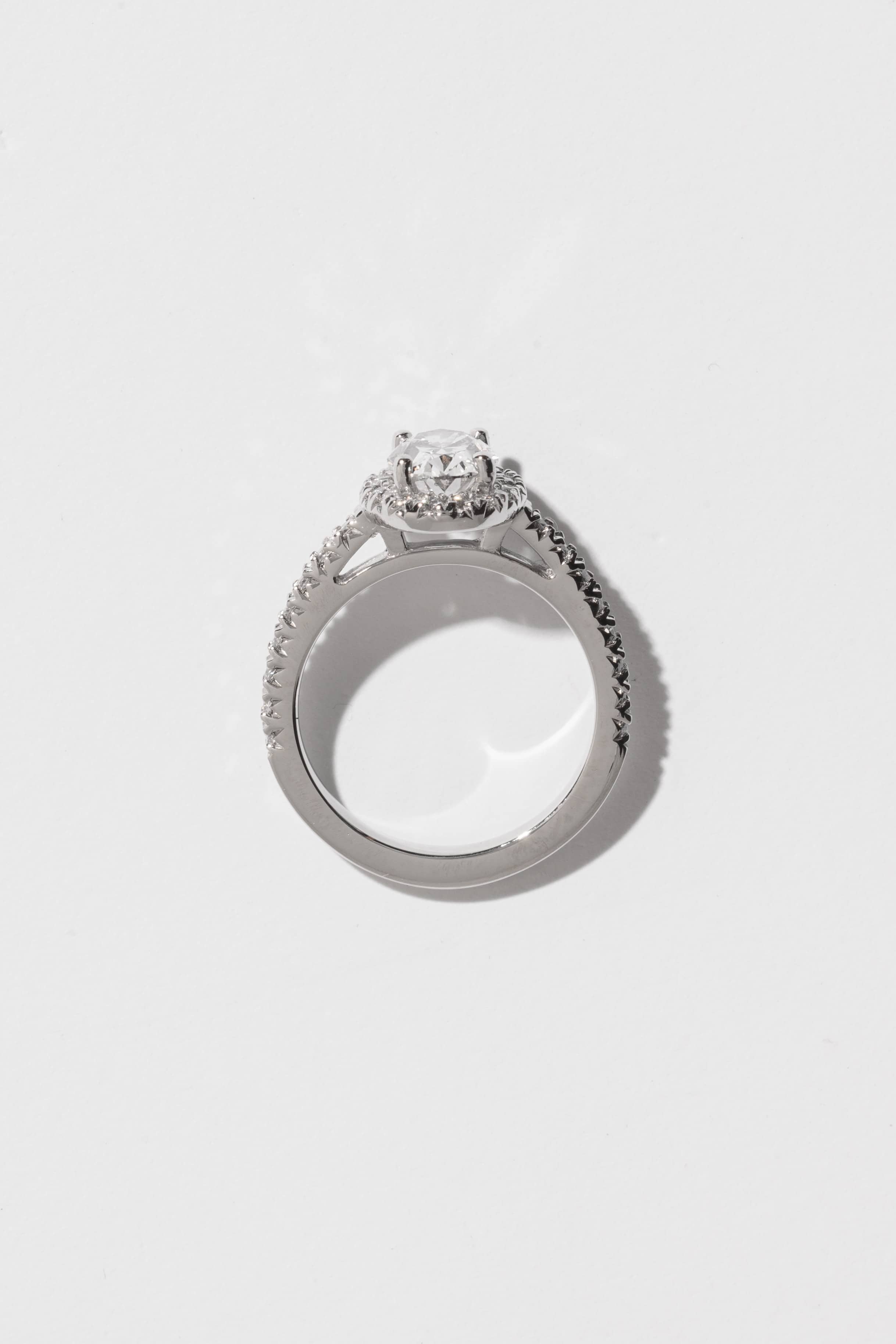 Declare I Love You With Invisible Set Diamond Rings – Announce It!